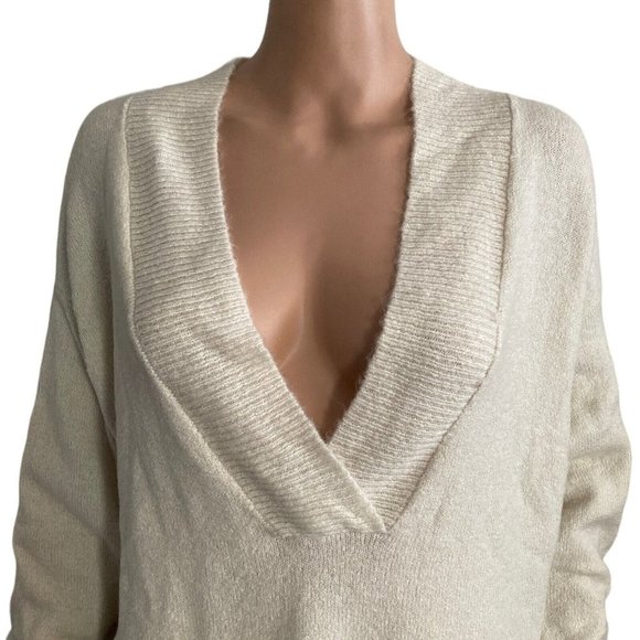 #61 RDI Sweater Womens Size Medium White Vneck Pullover - Picture 5 of 8